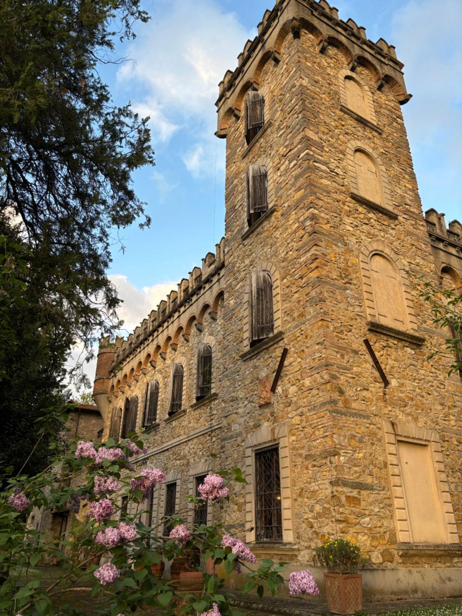 Appartamento Casa La Torre Un Castello Alle Porte Di